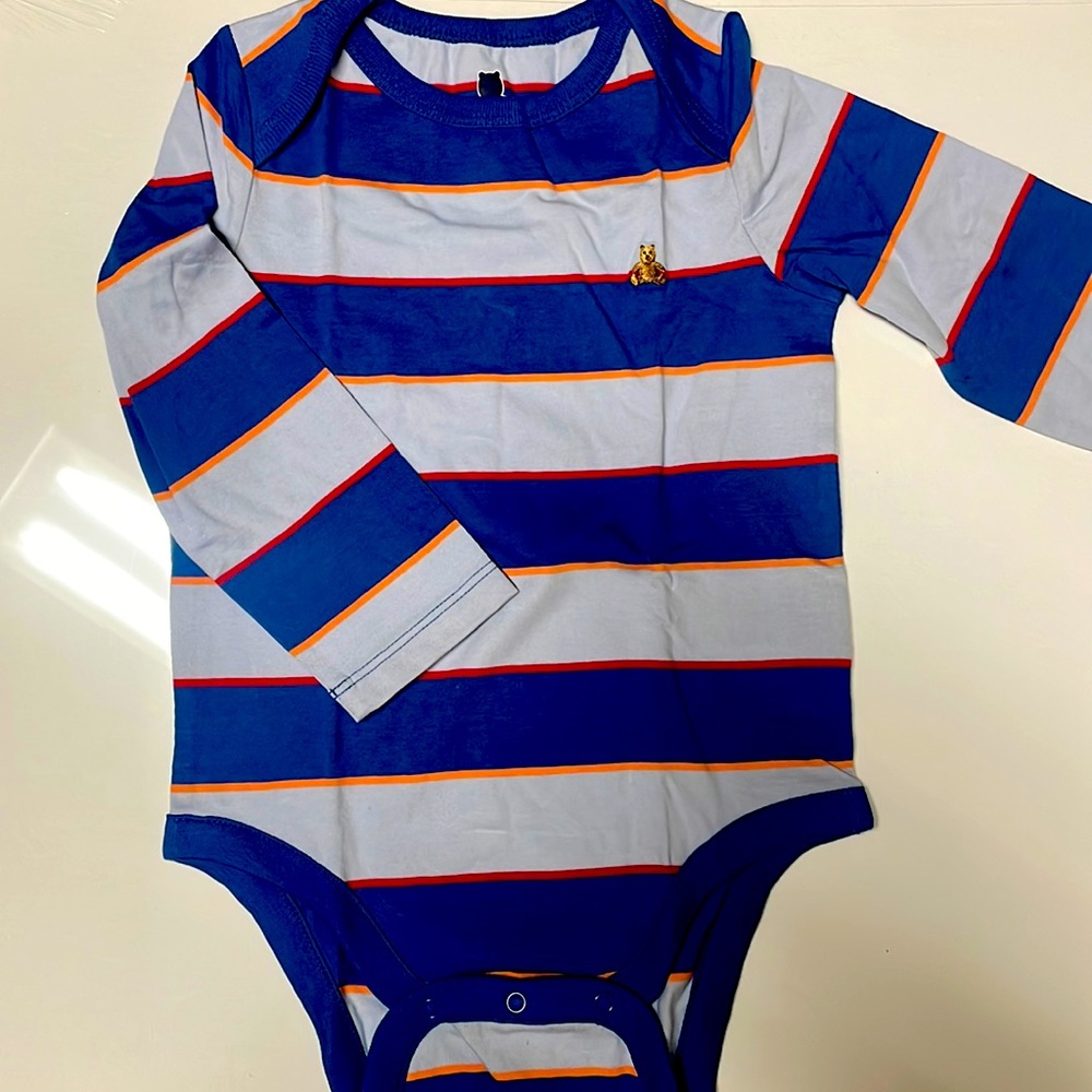 Brand New 18-24 months Baby Gap boys onesie.